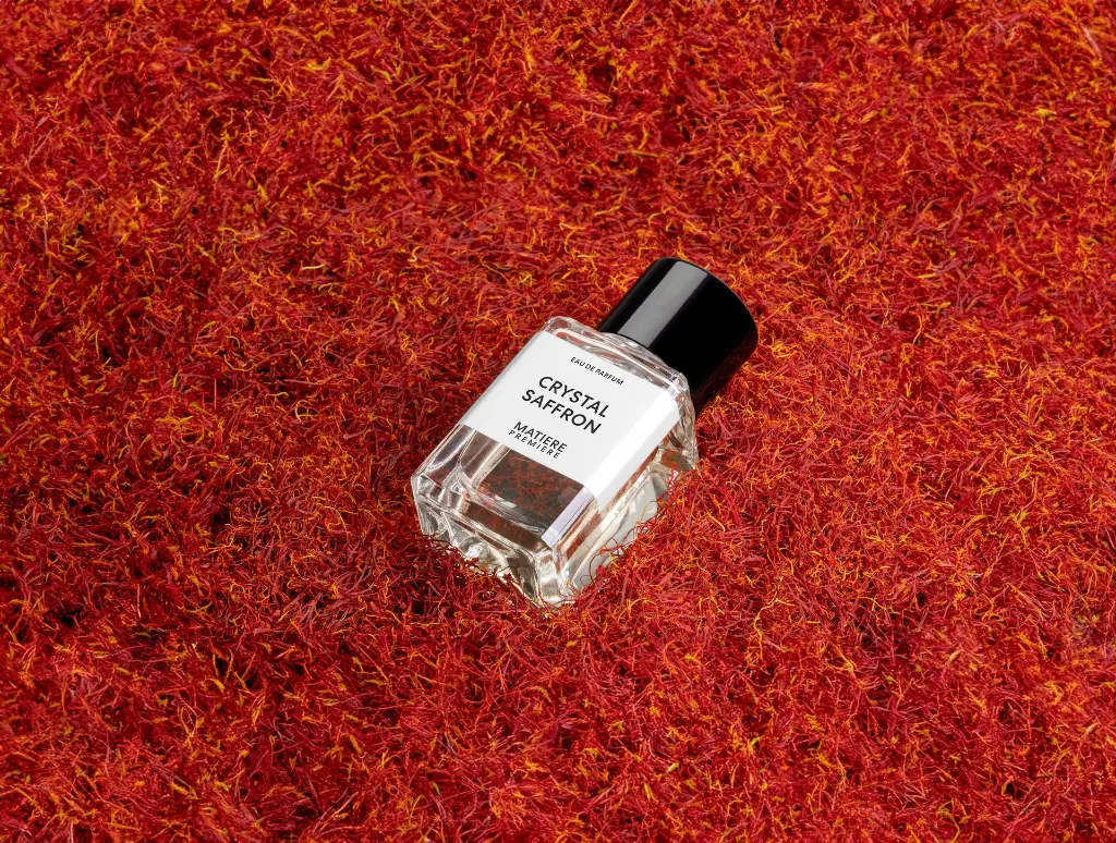 Crystal Saffron ambiance.webp